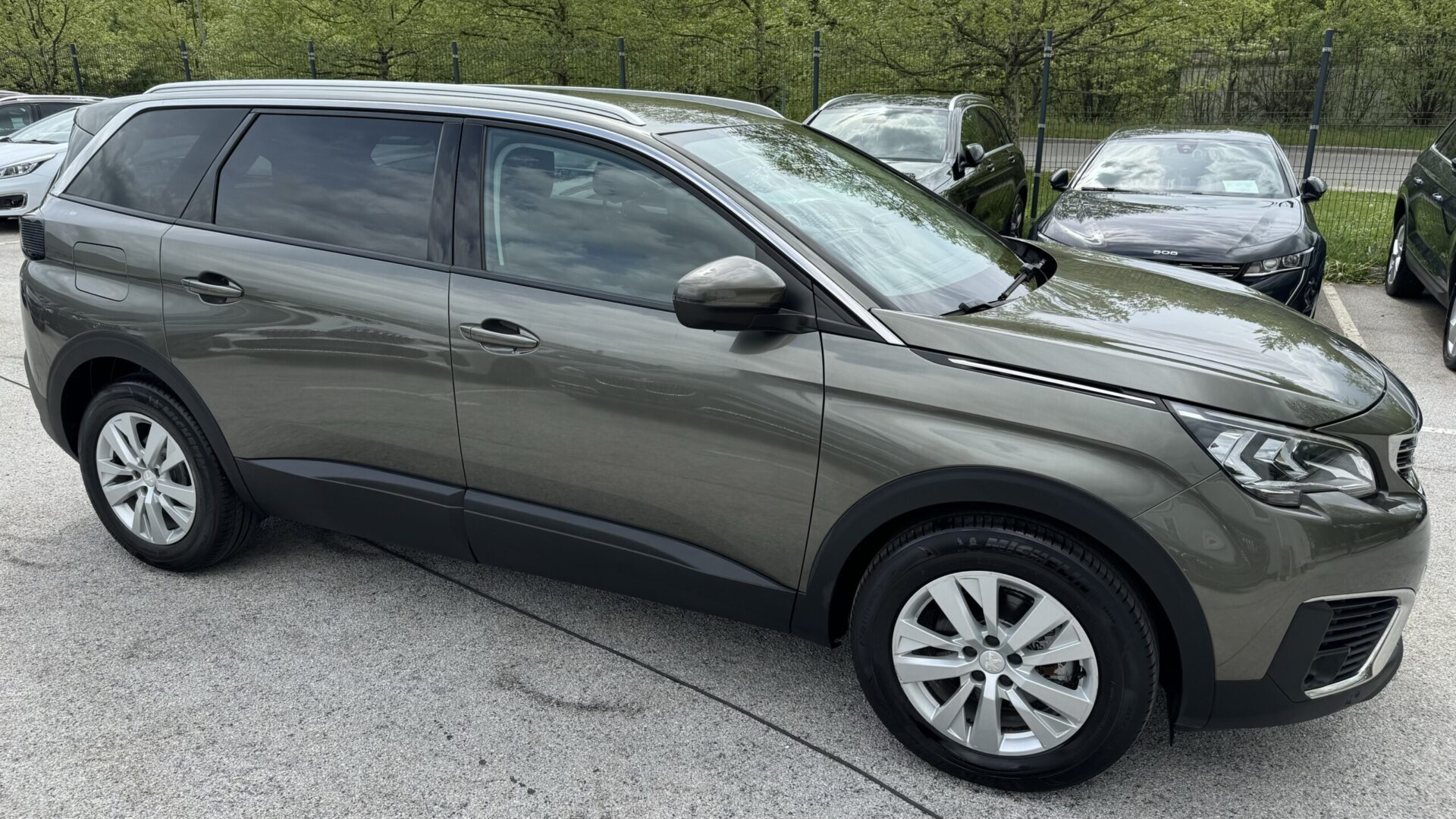 11 PEUGEOT 5008 1.2 PURETECH