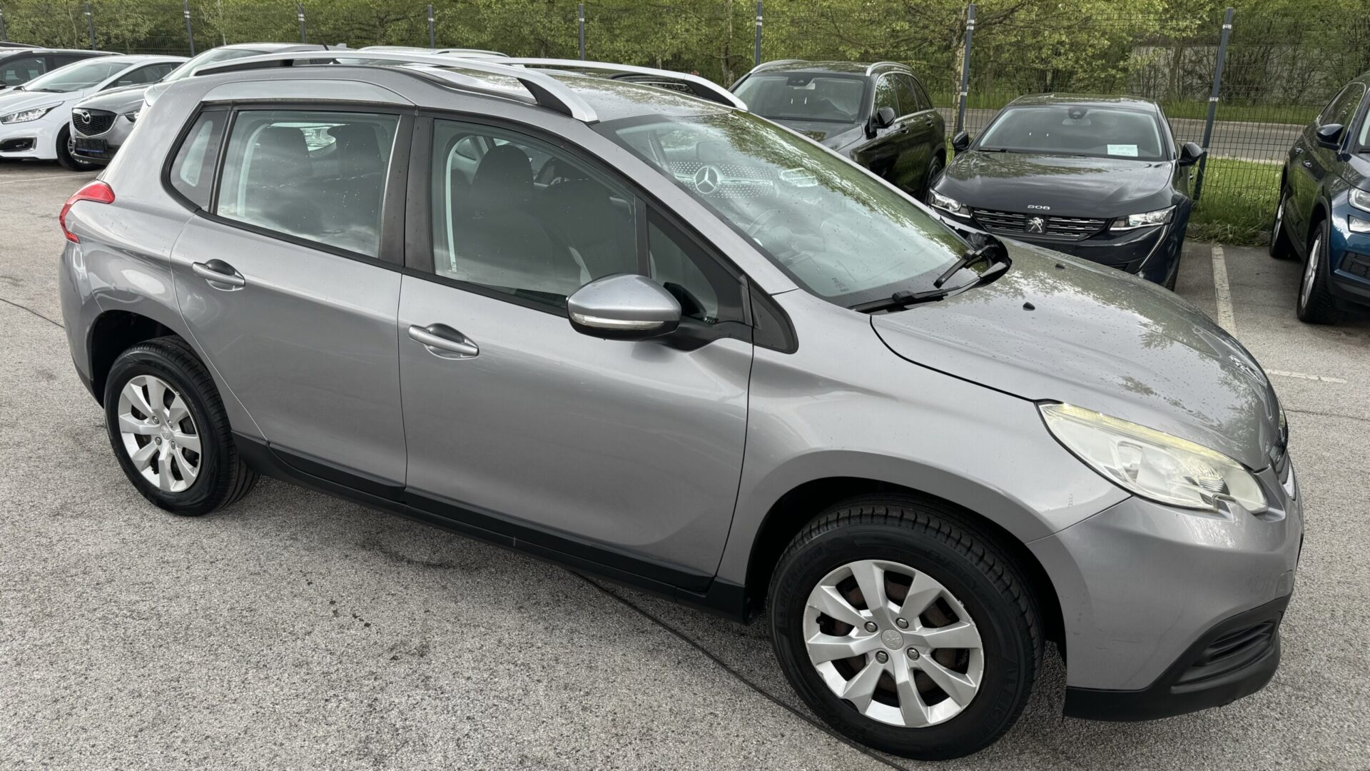 12 Peugeot 2008 1.6 BlueHDi 100 Stop Start ACTIVE