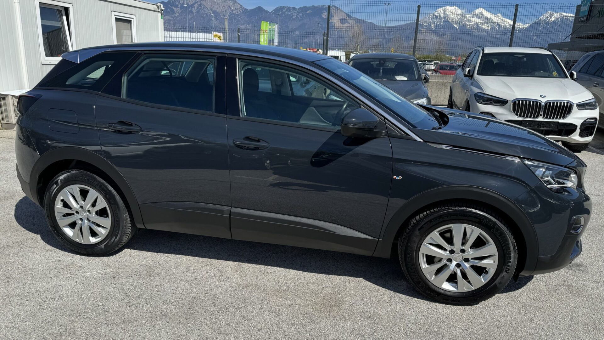 15 Peugeot 3008 1.5 BlueHDi 130 S S Active