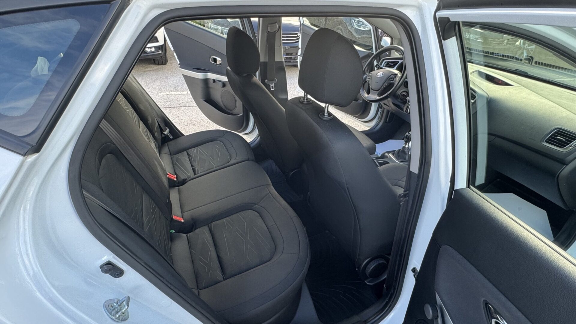 17 Kia Ceed 1.6 CRDi LX Fun