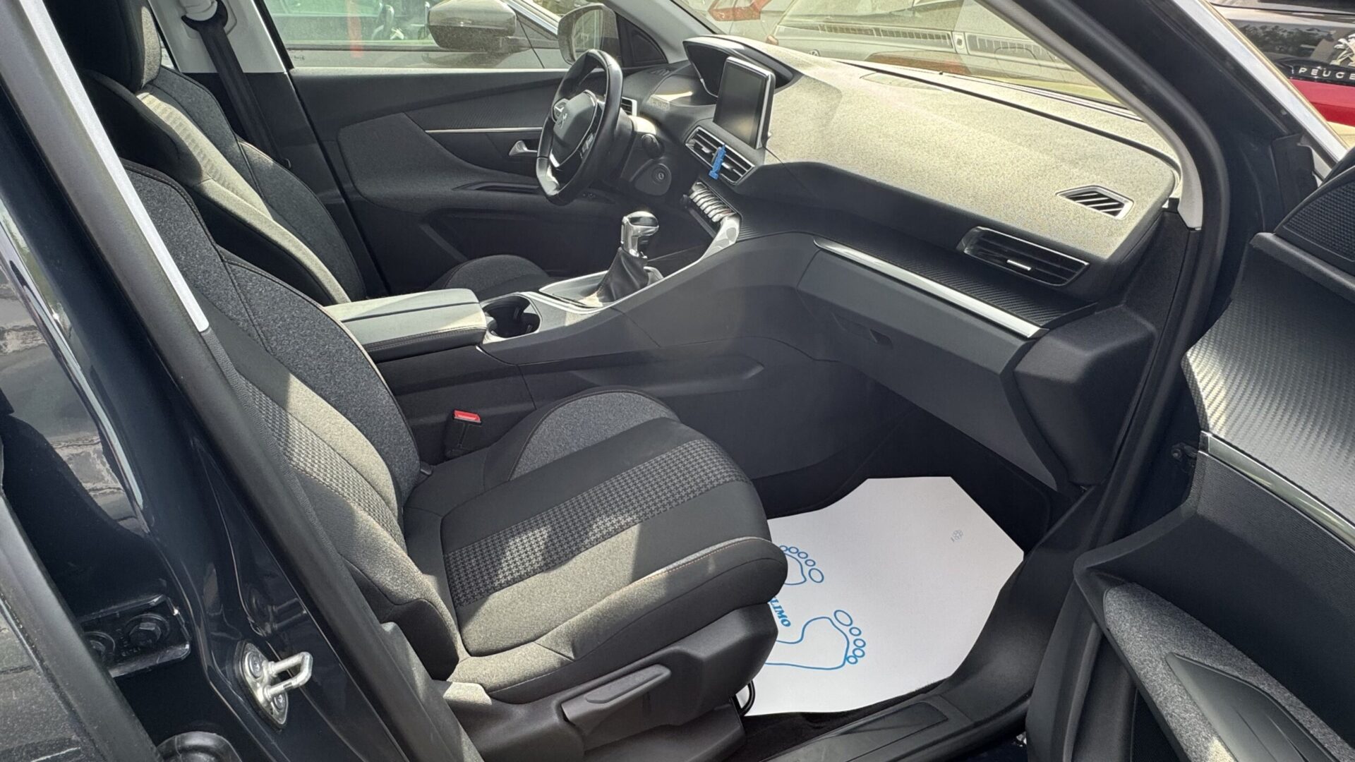 18 Peugeot 3008 1.5 BlueHDi 130 S S Active