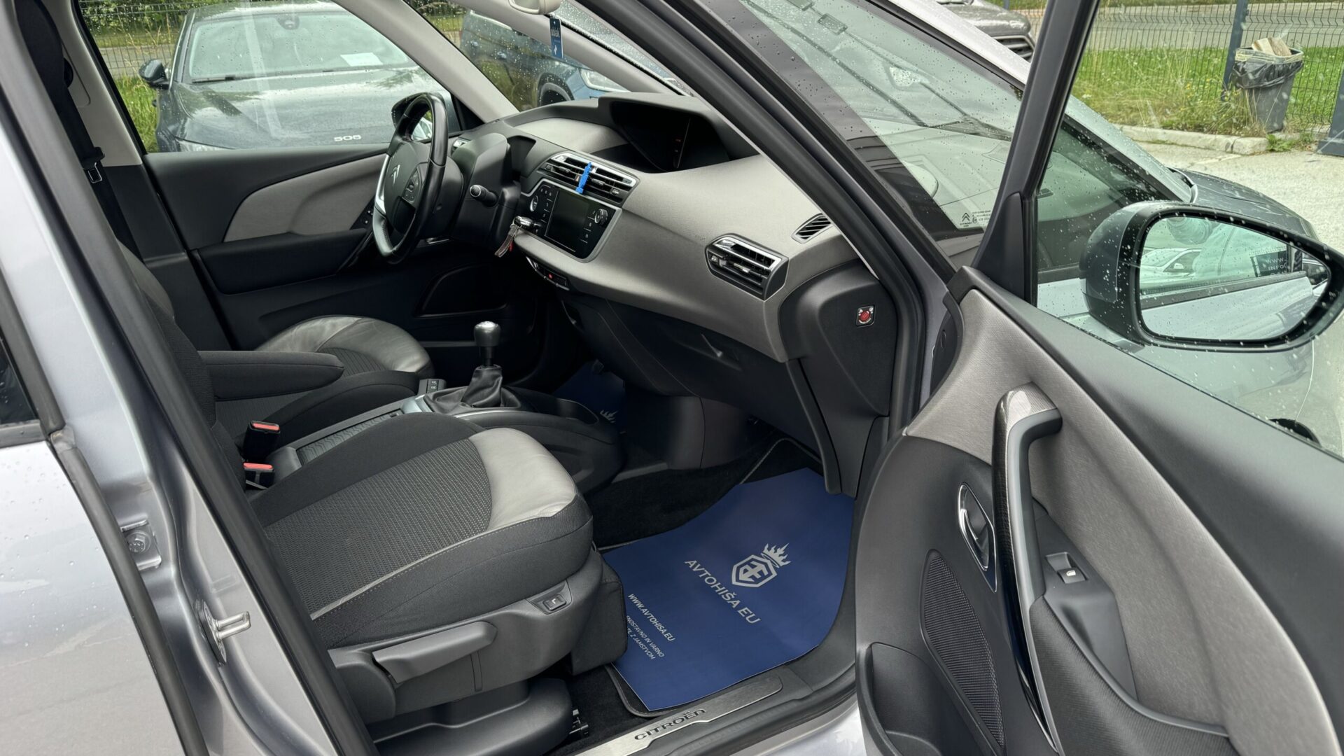 Citroen C4 Grand Picasso 1.6 HDI SHINE 120 EXCLUSIVE MAX OPREMA