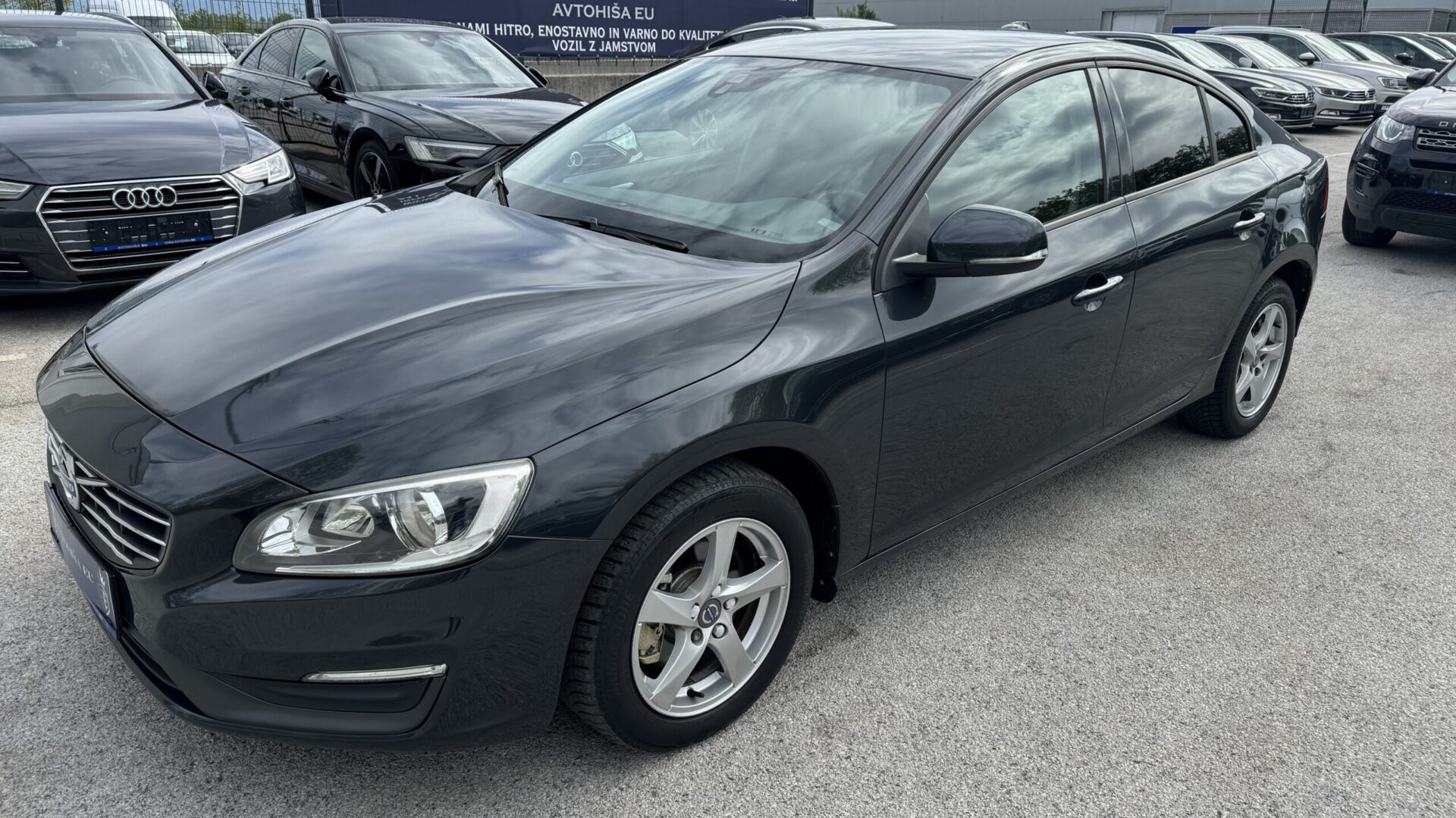 4 Volvo S60 D3 Momentum Geartronic