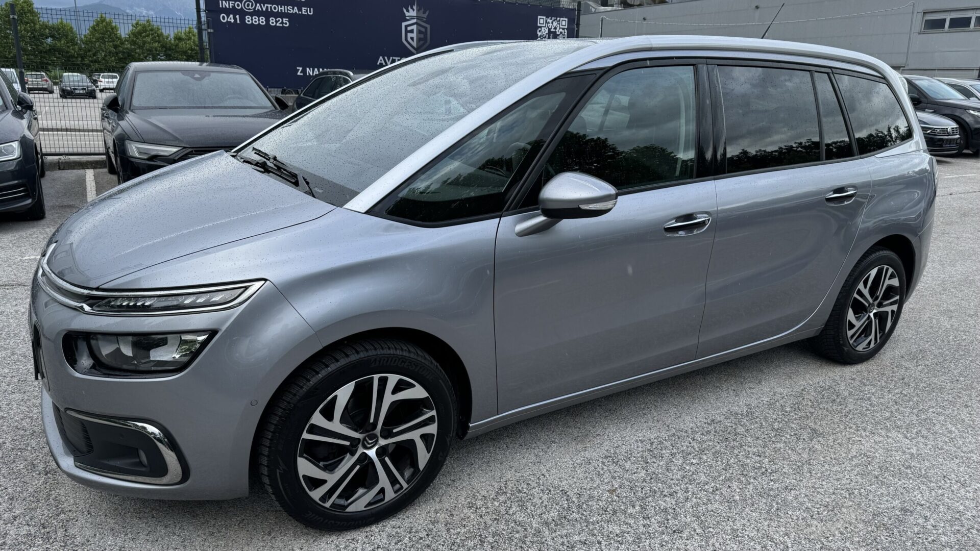Citroen C4 Grand Picasso 1.6 HDI SHINE 120 EXCLUSIVE MAX OPREMA